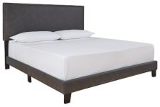 Vintasso King Upholstered Bed