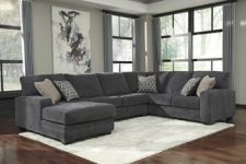Tracling Right-Arm Facing Sofa